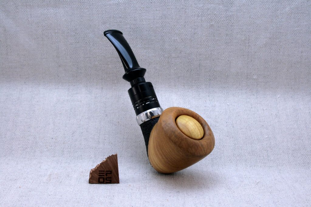 Rhodesian LOTR e-pipe. Mechanical vaping mod made by Epos.