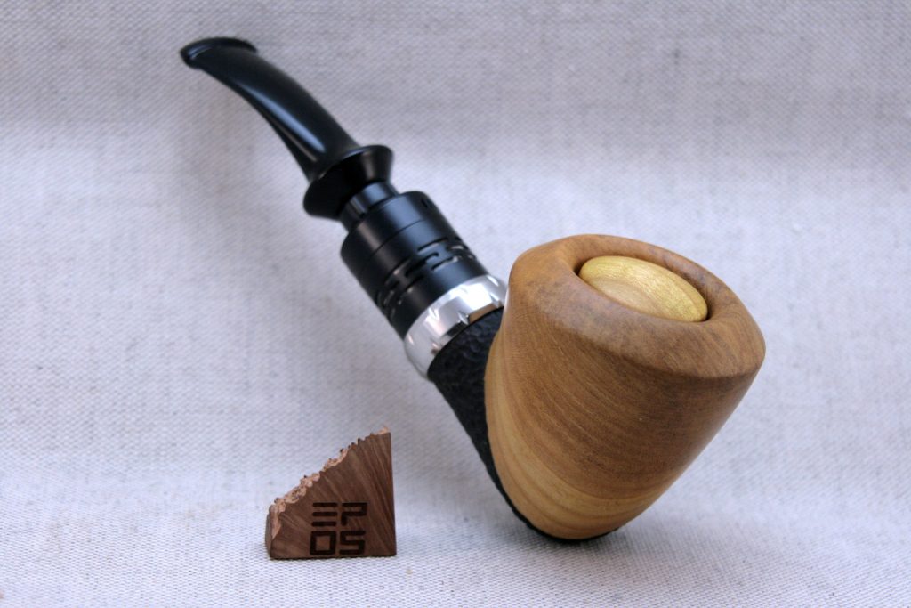 Rhodesian LOTR e-pipe. Mechanical vaping mod made by Epos.