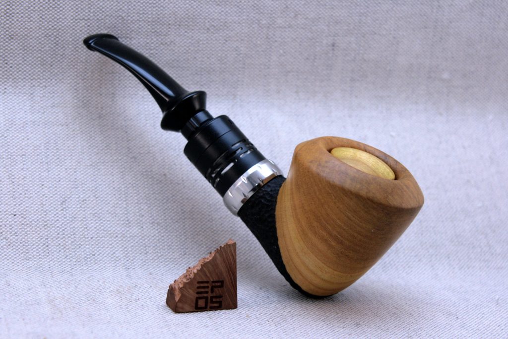 Rhodesian LOTR e-pipe. Mechanical vaping mod made by Epos.