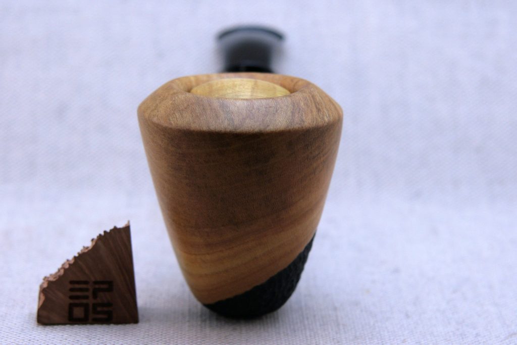 Rhodesian LOTR e-pipe. Mechanical vaping mod made by Epos.